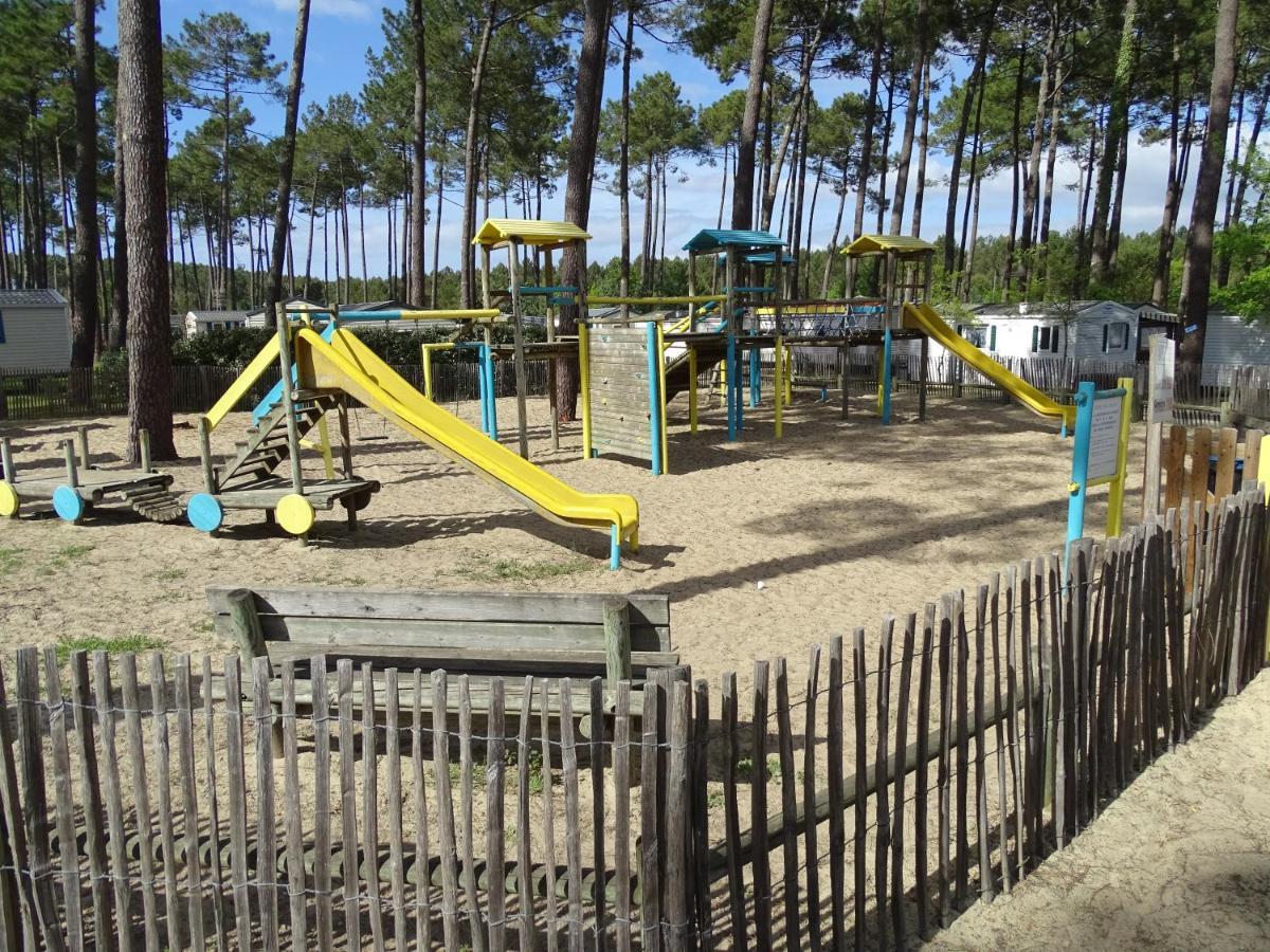 Escape Mobilhome Aux Dunes De Contis 波讷地区圣朱利安 外观 照片